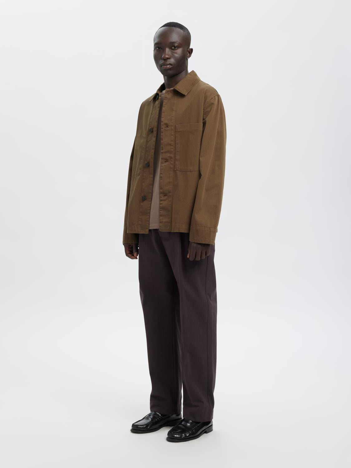model_shot-creative
